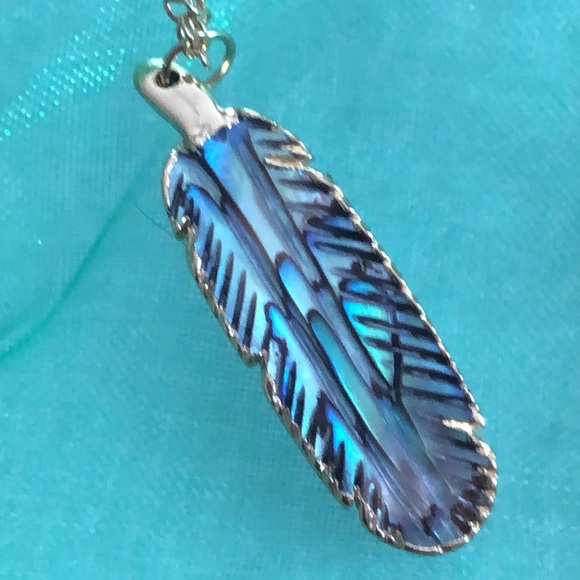 Estrella & Luna Jewelry - Abalone feather necklace